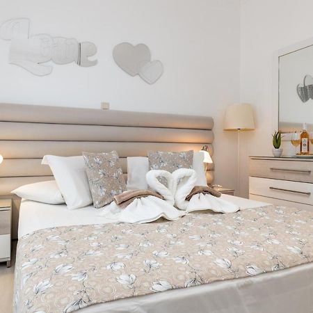Panos Luxury Studios Parikia  Ngoại thất bức ảnh