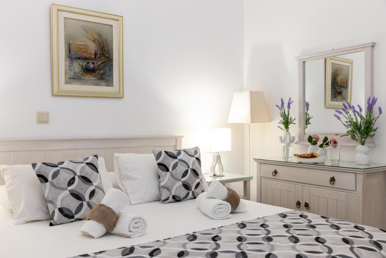 Panos Luxury Studios Parikia  Ngoại thất bức ảnh