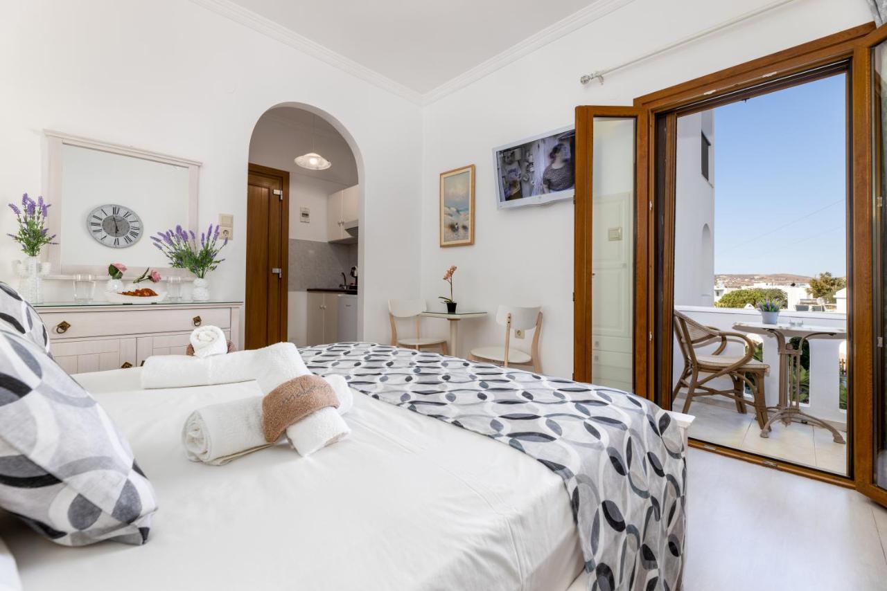 Panos Luxury Studios Parikia  Ngoại thất bức ảnh