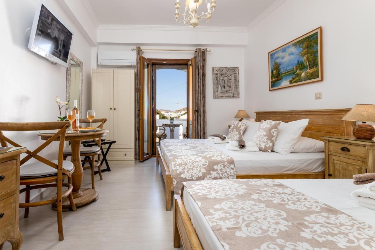 Panos Luxury Studios Parikia  Ngoại thất bức ảnh